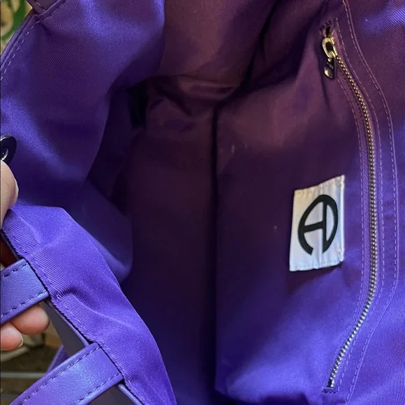 Telfar Authentic brand new Purple Women's Logo Tote Bag - Elegant Everyday Carry - Picture 3 of 7